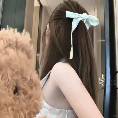 猫咪少女海报