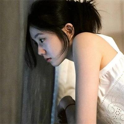 女子公寓海报