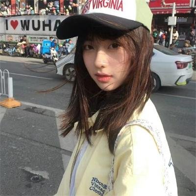 亲亲表妹海报