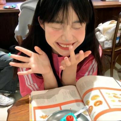 邪神与厨二病少女海报