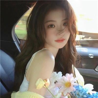 抓着彩虹的男人海报