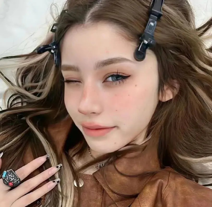 住在你的灵魂里海报